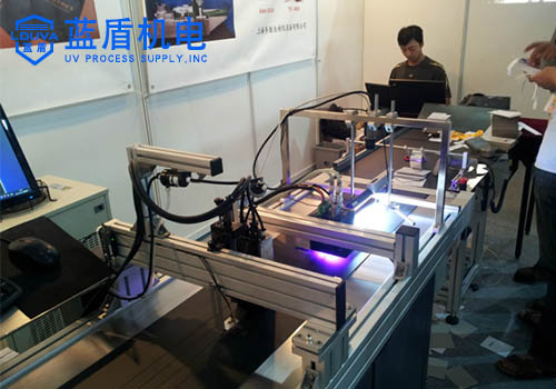 決定UV固化的好壞由那機部分所以決定？